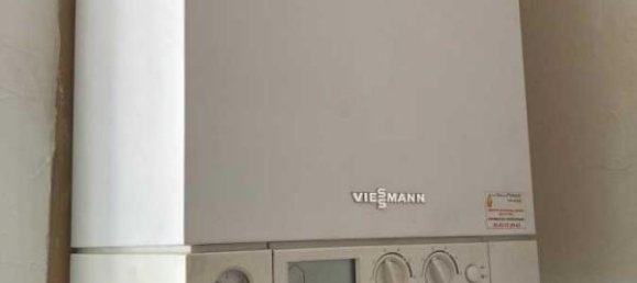 Edificio de 1 dormitorio en Pont-de-Veyle, France No. 202797 9