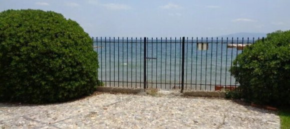 Villa de 6 dormitorios en Central Greece, Greece No. 1042 2