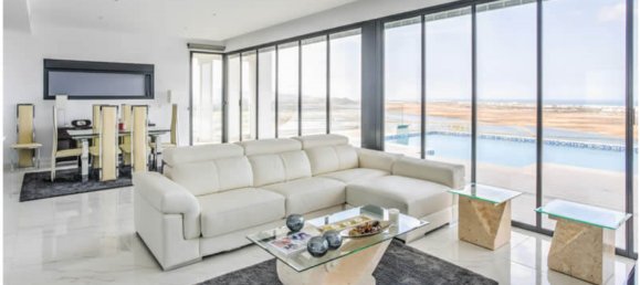 Вилла с 4 спальнями в Педрегер, Испания № 8427 6