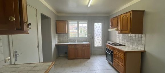 4 bedrooms House in Villepinte, France No. 360067 5