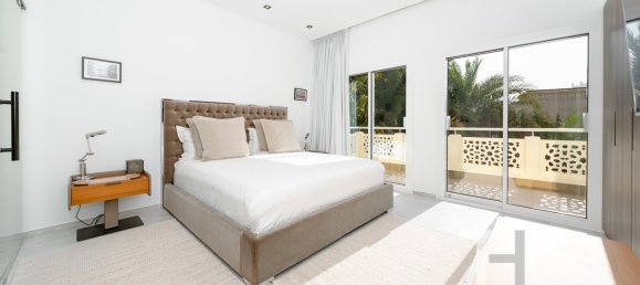 4 bedrooms Villa in Meadows, UAE No. 95900 23