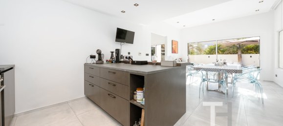 4 bedrooms Villa in Meadows, UAE No. 95900 12