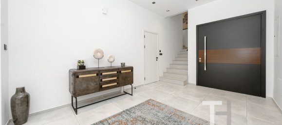 4 bedrooms Villa in Meadows, UAE No. 95900 14