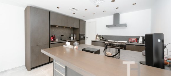 4 bedrooms Villa in Meadows, UAE No. 95900 10