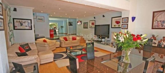 4 Schlafzimmer Villa in Marbella, Spain, Nr. 19512 14