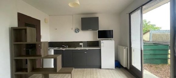 Studio in Blois, France No. 282660 2