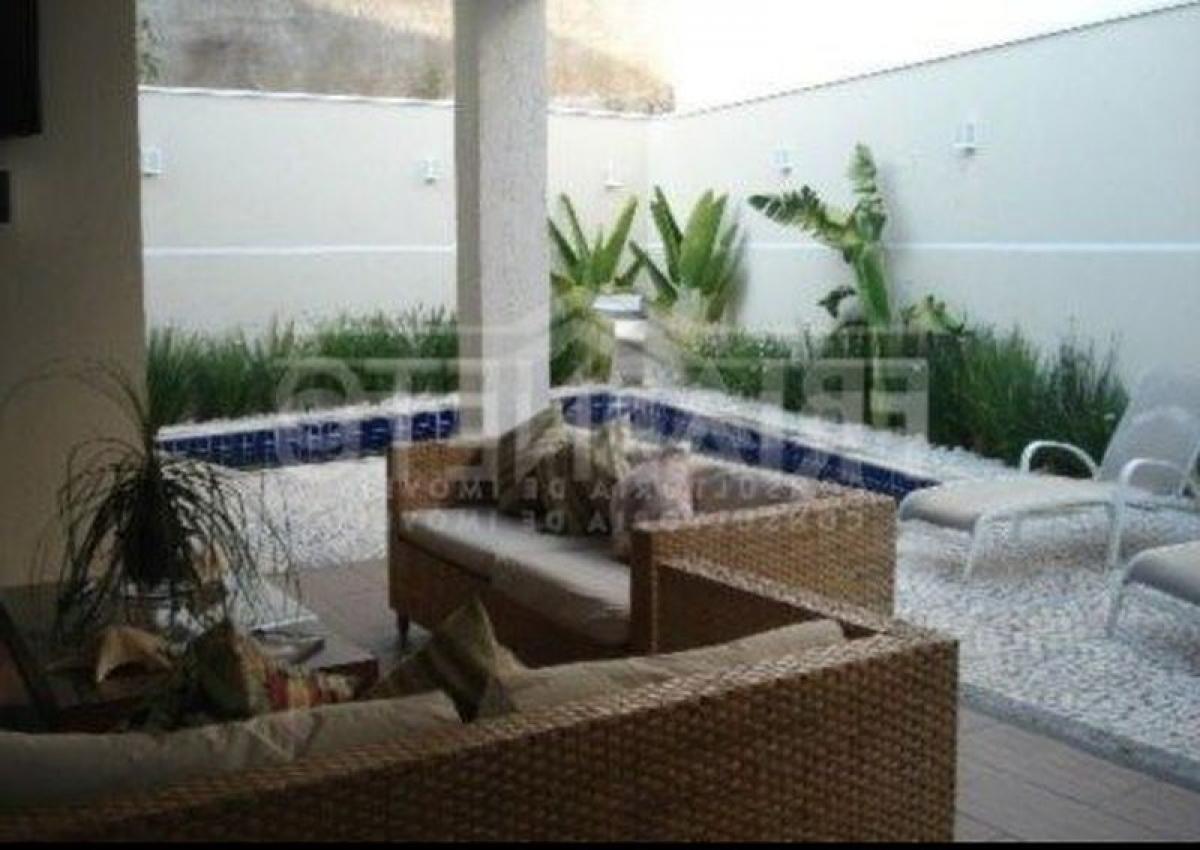 4 bedrooms House in Sao Paulo, Brazil No. 445258