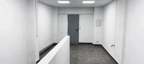 Gewerbliche Immobilie in Zaragoza, Spain 98m², Nr. 64474 3