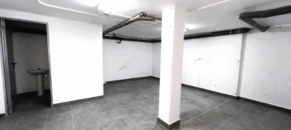 Gewerbliche Immobilie in Zaragoza, Spain 98m², Nr. 64474 6