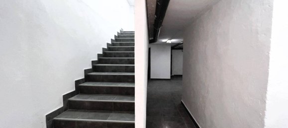 Gewerbliche Immobilie in Zaragoza, Spain 98m², Nr. 64474 4