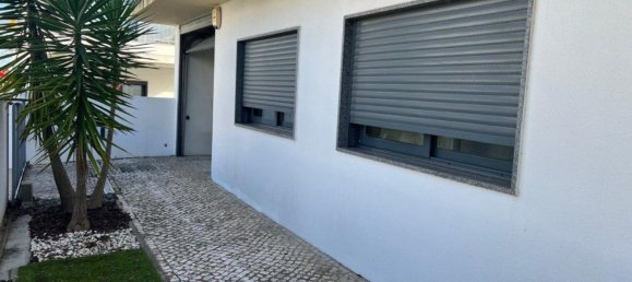 4 bedrooms House in Barreiro, Portugal No. 85050 16