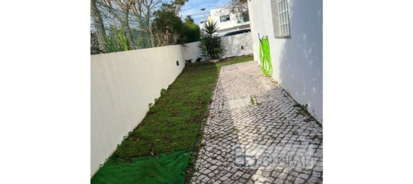 4 bedrooms House in Barreiro, Portugal No. 85050 18