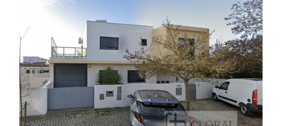 4 bedrooms House in Barreiro, Portugal No. 85050 2