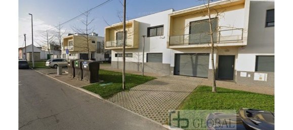4 bedrooms House in Barreiro, Portugal No. 85050 3