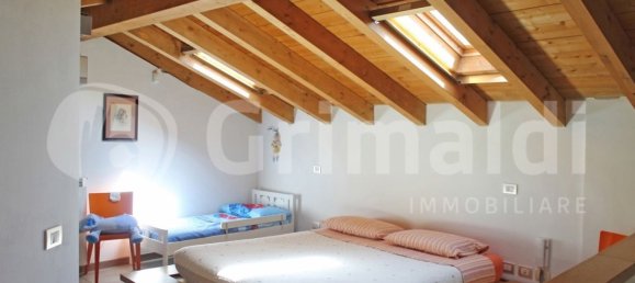 2-salle Appartement à Sant'Angelo Lodigiano, Italy No. 314734 2