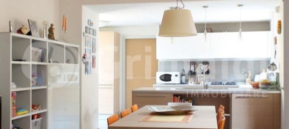 2-salle Appartement à Sant'Angelo Lodigiano, Italy No. 314734 11