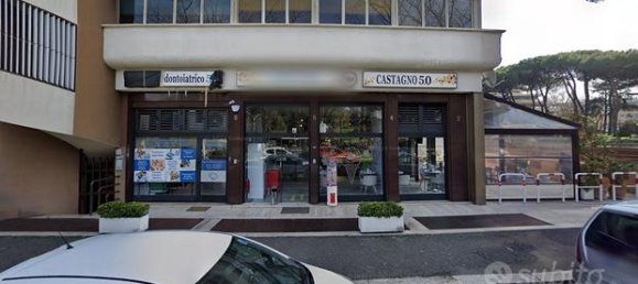 3 rooms Commercial property in Rome, Italy No. 267797 3