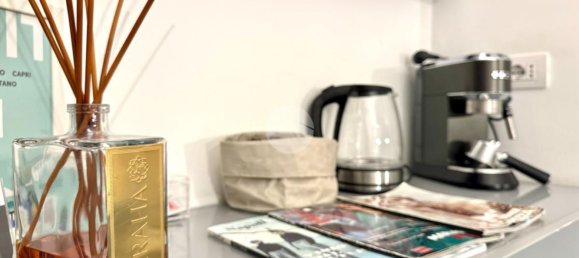 4 bedrooms Apartment in Naples, Italy No. 340027 32