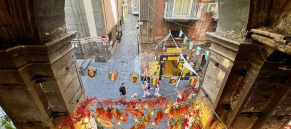 4 bedrooms Apartment in Naples, Italy No. 340027 21