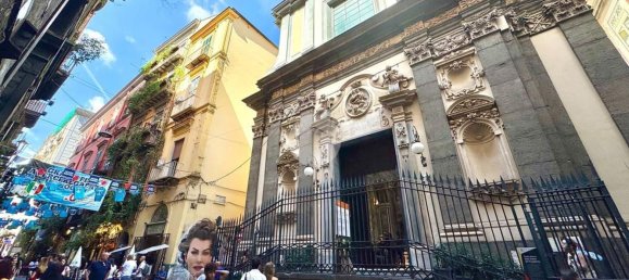 4 bedrooms Apartment in Naples, Italy No. 340027 16