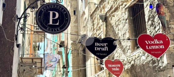 4 bedrooms Apartment in Naples, Italy No. 340027 11