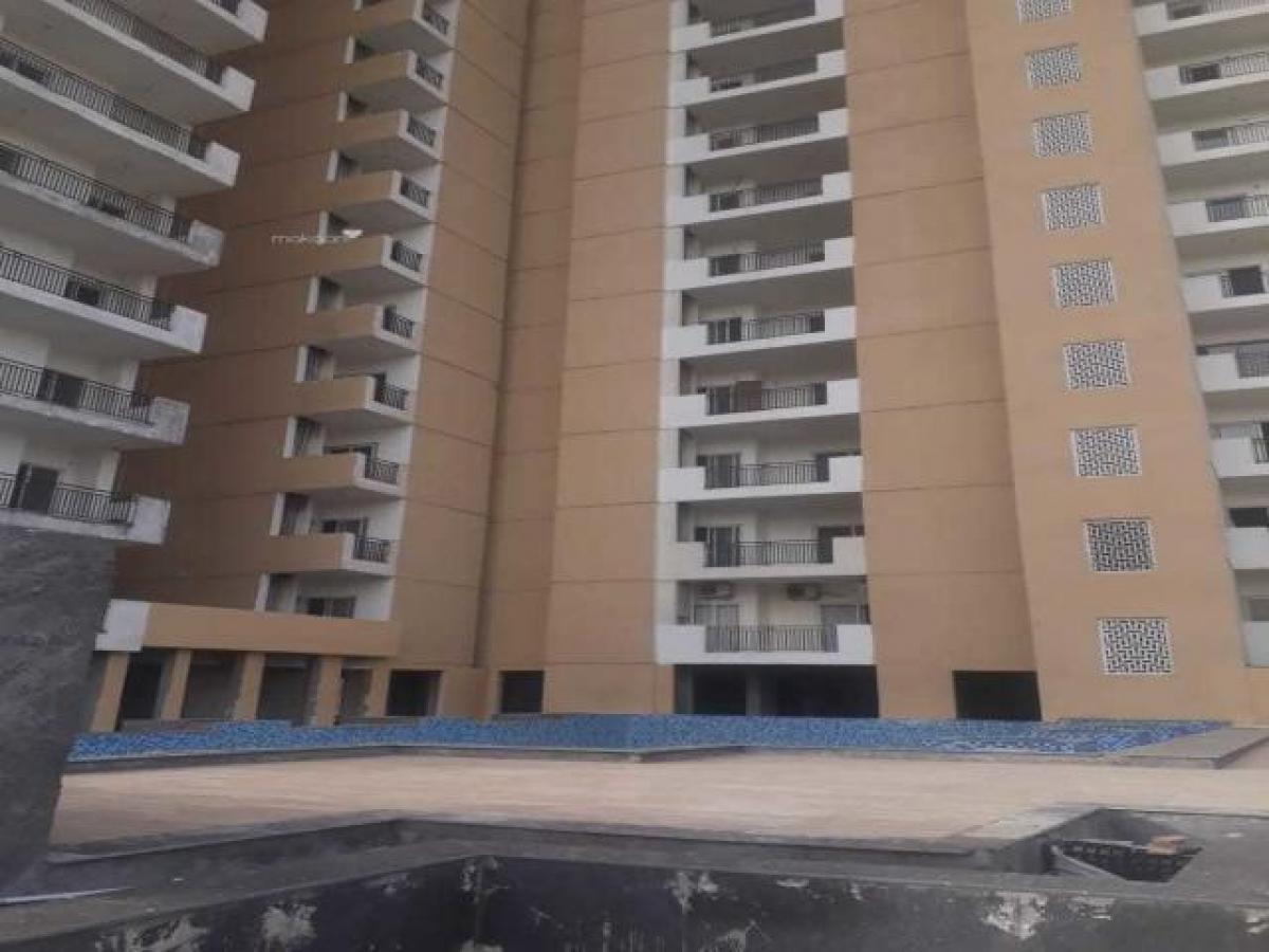 4 bedrooms House in Ghaziabad, India No. 56410