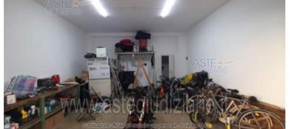 Gewerbliche Immobilie in Pescara, Italy 178m², Nr. 308951 9