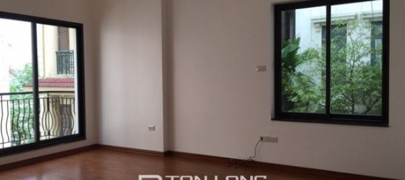 5 bedrooms House in Tay Ho, Vietnam No. 2665 7