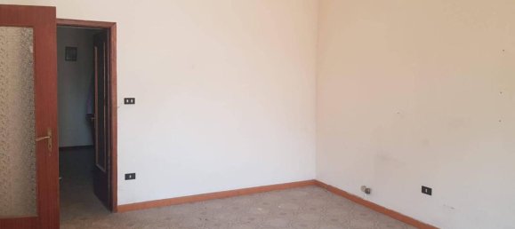 5 rooms House in Cimitile, Italy No. 23893 10