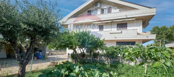 5-Zimmer Wohnung in Francavilla al Mare, Italy, Nr. 285039 34