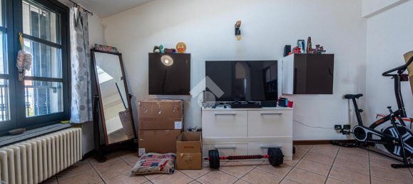 4-salle Appartement à Busca, Italy No. 21829 17