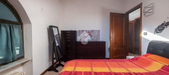 4-salle Appartement à Busca, Italy No. 21829 13