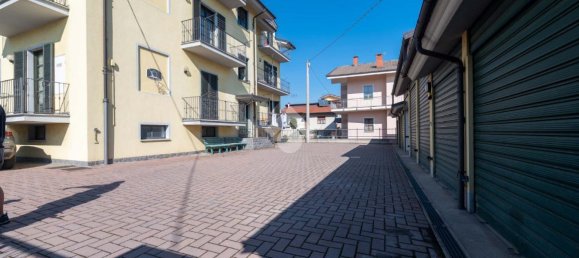 4-salle Appartement à Busca, Italy No. 21829 25