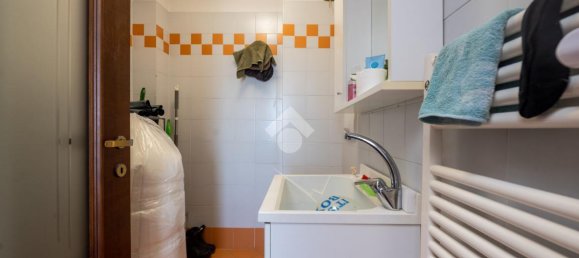 4-salle Appartement à Busca, Italy No. 21829 18