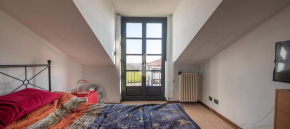 4-salle Appartement à Busca, Italy No. 21829 11
