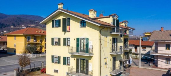 4-salle Appartement à Busca, Italy No. 21829 21