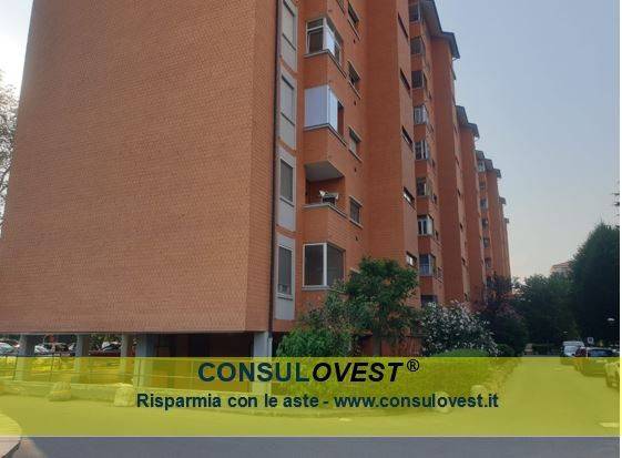 Apartamento de 3 dormitorios en Milan, Italy No. 246007