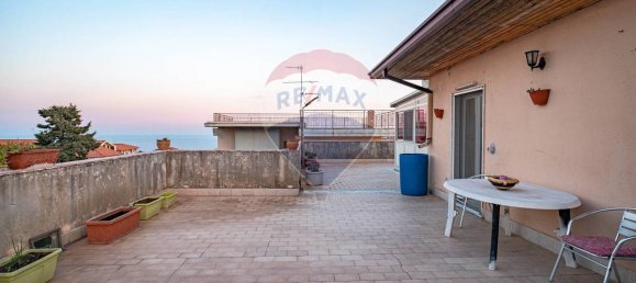 Apartamento de 2 dormitorios en Acireale, Italy No. 133140 18