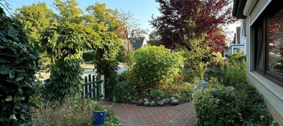 8 rooms Townhouse in Bremen, Germany No. 223271 2