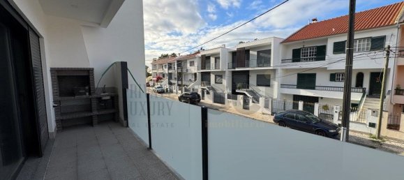 Casa T4 em Corroios, Portugal N.º 102830 8