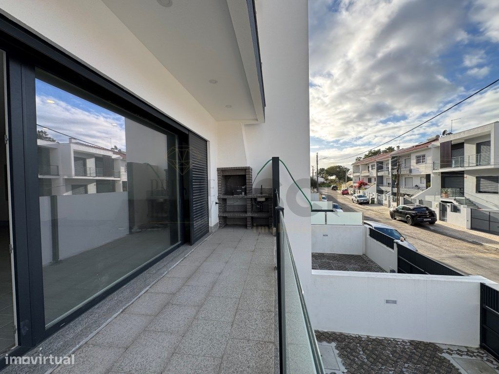 Casa T4 em Corroios, Portugal N.º 102830