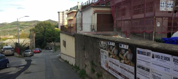 53m² Commercial property in Catanzaro, Italy No. 91650 2