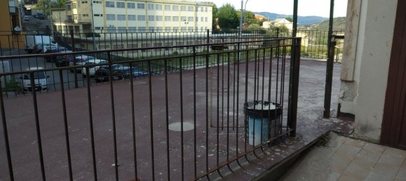 53m² Commercial property in Catanzaro, Italy No. 91650 5