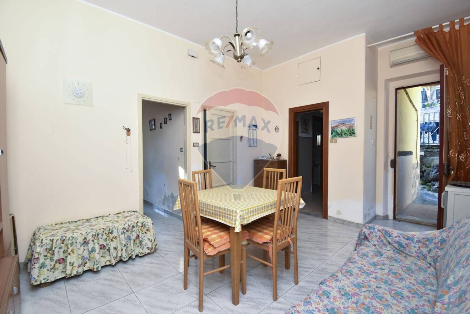3-Zimmer Haus in Catania, Italy, Nr. 144420