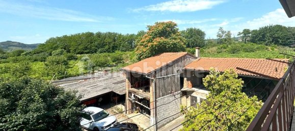 4 bedrooms House in Verona, Italy No. 370400 9