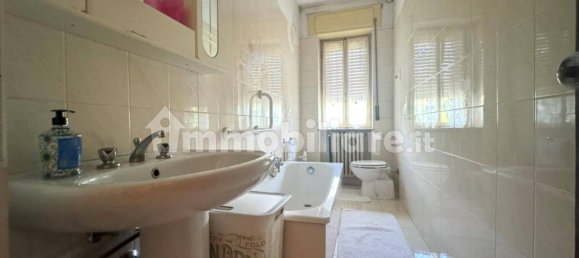 4 bedrooms House in Verona, Italy No. 370400 11