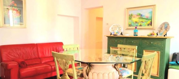 4 rooms Apartment in Terni, Italy No. 278540 2