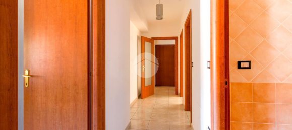 4 rooms Apartment in L'Aquila, Italy No. 15083 13