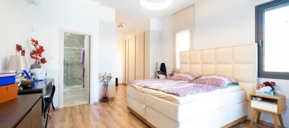 5 bedrooms Villa in Germasogeia, Cyprus No. 17687 15