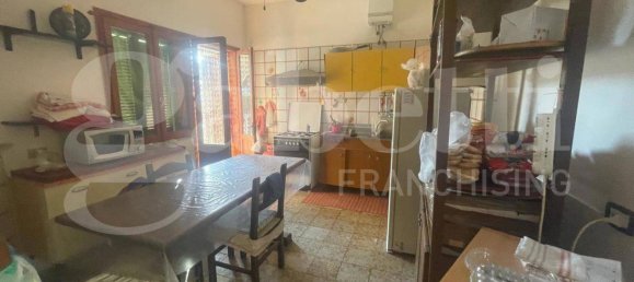 5 bedrooms Villa in Cellole, Italy No. 267422 5